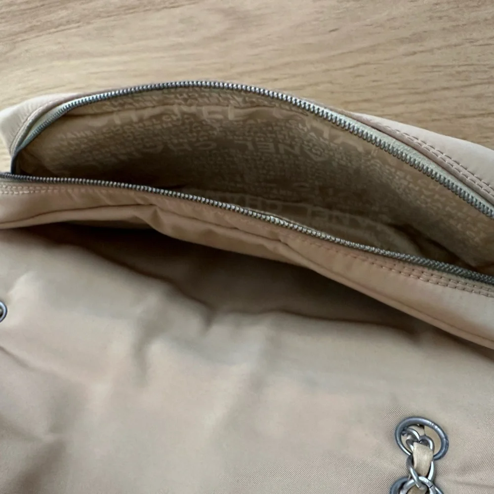 Chanel Shoulder Bag - Picture 10 of 16